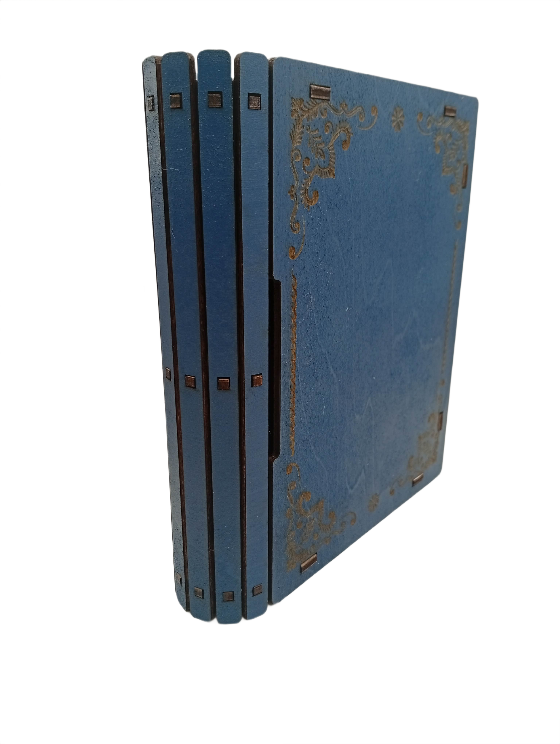 Boite 10x15 cm en forme de livre